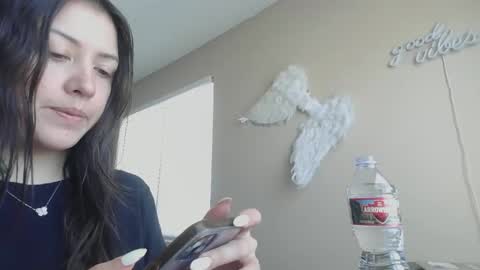 Snapshot of girlnextdoor702 chatting on 05-07-26, 05:40 Jasmine online show from 05-07-26, 05:40