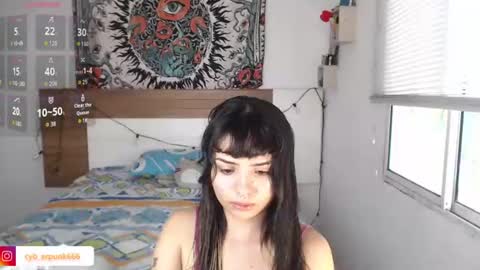 Snapshot of girlredkush chatting on 06-24-26, 03:55 Ann online show from 06-24-26, 03:55