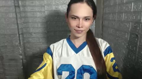 Mynameisenise online show from 06-06-26, 05:23