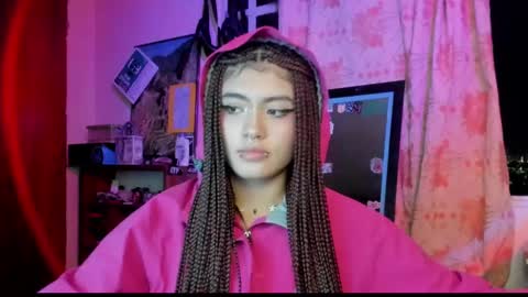 Giulietta online show from 12-18-24, 07:04