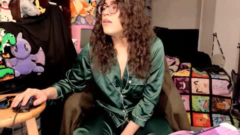 glaceon9 online show from 01-06-26, 06:28