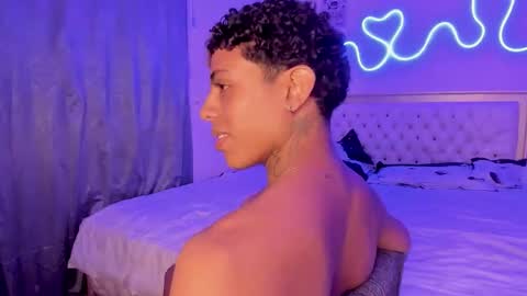 Snapshot of glader_guy chatting on 10-02-25, 09:44 only for you bby online show from 10-02-25, 09:44