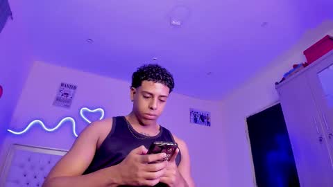 Snapshot of glader_guy chatting on 11-17-25, 10:26 only for you bby online show from 11-17-25, 10:26