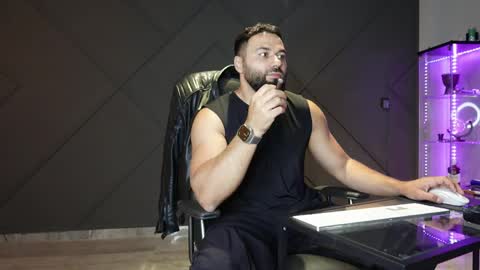 Matthew .. for short call me Matt online show from 05-15-26, 09:00