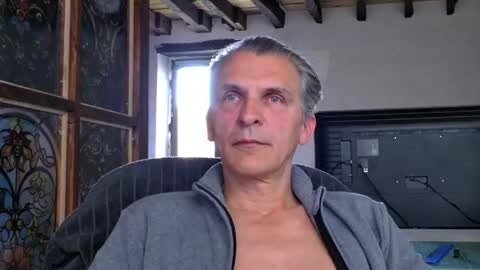 Globule Rouge online show from 05-22-26, 05:07