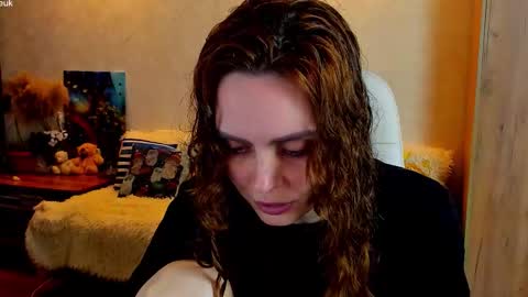 Gloria Wood online show from 03-12-26, 06:25