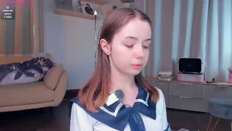 Snapshot of glowhub_ chatting on 06-15-26, 07:27 Ann Eliz and Gigi online show from 06-15-26, 07:27