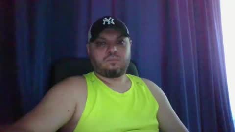 Snapshot of glusgan chatting on 06-30-26, 10:49 Your boy online show from 06-30-26, 10:49