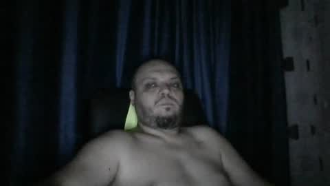 Snapshot of glusgan chatting on 07-01-26, 09:03 Your boy online show from 07-01-26, 09:03