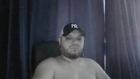 Snapshot of glusgan chatting on 07-07-26, 07:34 Your boy online show from 07-07-26, 07:34