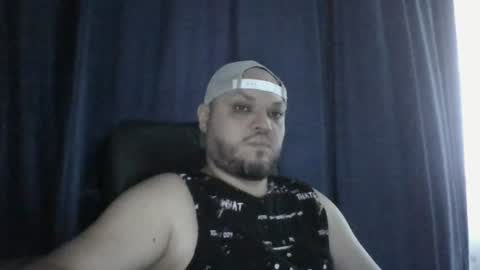 Snapshot of glusgan chatting on 07-14-26, 10:21 Your boy online show from 07-14-26, 10:21