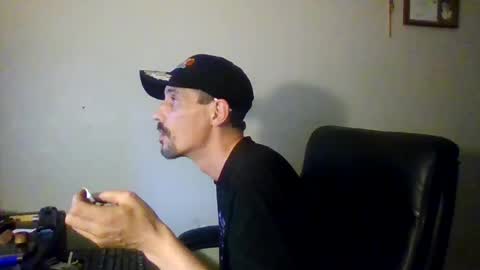 gmang4242 online show from 07-11-26, 08:00