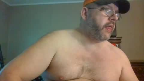 Snapshot of gobey33 chatting on 06-20-26, 05:27 IDKIDCIDGAF online show from 06-20-26, 05:27
