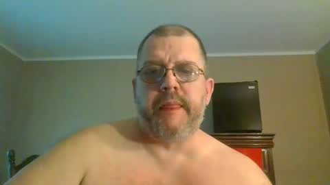 Snapshot of gobey33 chatting on 06-26-26, 04:11 IDKIDCIDGAF online show from 06-26-26, 04:11