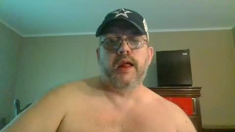 Snapshot of gobey33 chatting on 06-29-26, 04:07 IDKIDCIDGAF online show from 06-29-26, 04:07