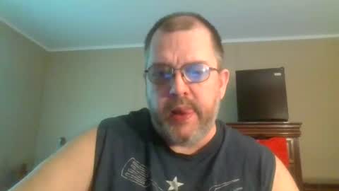 Snapshot of gobey33 chatting on 07-16-26, 04:13 IDKIDCIDGAF online show from 07-16-26, 04:13