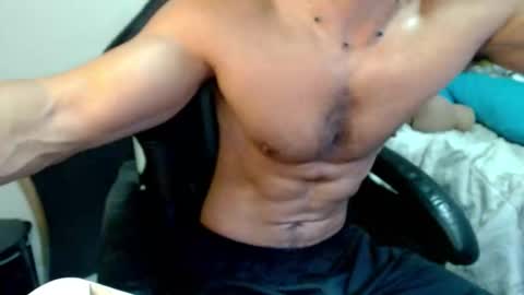 god hunkules online show from 03-21-26, 04:21