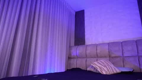 Snapshot of goddess_eli77 chatting on 07-25-26, 03:04 goddess_eli77 online show from 07-25-26, 03:04