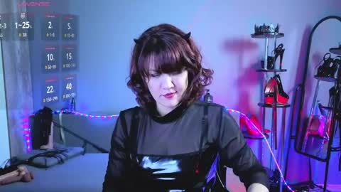 Snapshot of goddess_orsa chatting on 05-05-26, 04:48 Orsa online show from 05-05-26, 04:48