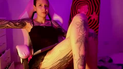 vee online show from 04-01-26, 11:24