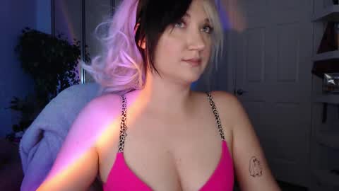 Goddess Emmy online show from 02-05-26, 04:50