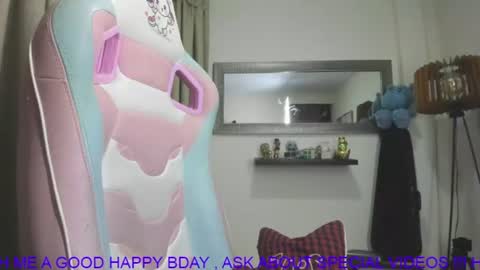 Goddess Jessica and slave Roger online show from 06-19-26, 05:56