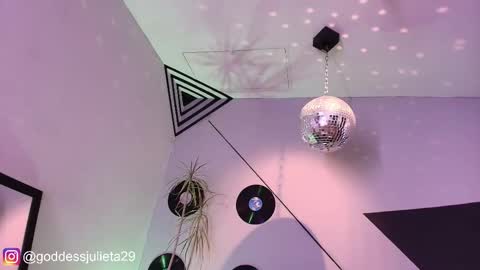 Julieta online show from 03-28-26, 07:24