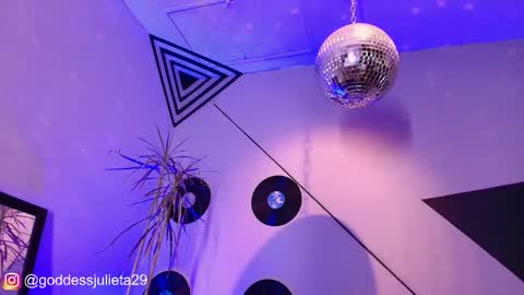 Julieta online show from 03-31-26, 07:14