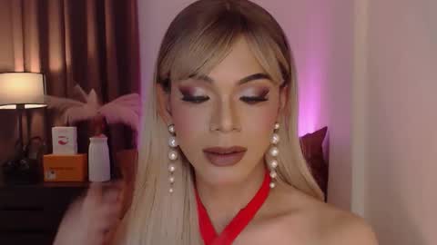 Michaella online show from 12-21-24, 03:09