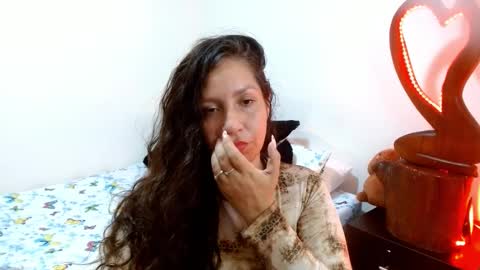 Snapshot of goddessnahi chatting on 12-27-24, 12:50 Naih Reyes online show from 12-27-24, 12:50