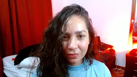 Snapshot of goddessnahi chatting on 01-21-25, 02:22 Naih Reyes online show from 01-21-25, 02:22