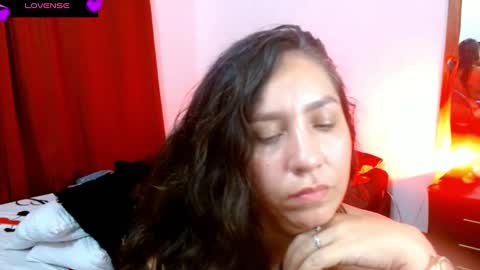 Snapshot of goddessnahi chatting on 01-21-25, 05:27 Naih Reyes online show from 01-21-25, 05:27