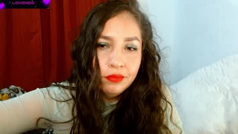 Snapshot of goddessnahi chatting on 02-23-25, 05:12 Naih Reyes online show from 02-23-25, 05:12