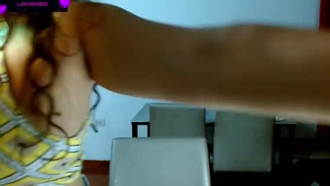 Snapshot of goddessnahi chatting on 02-24-25, 12:41 Naih Reyes online show from 02-24-25, 12:41