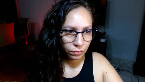 Snapshot of goddessnahi chatting on 09-23-25, 02:58 Naih Reyes online show from 09-23-25, 02:58