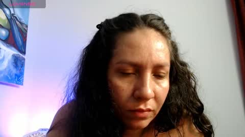 Snapshot of goddessnahi chatting on 10-27-25, 07:34 Naih Reyes online show from 10-27-25, 07:34