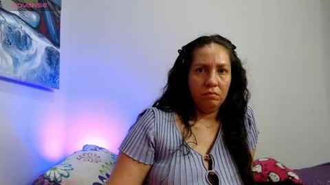 Snapshot of goddessnahi chatting on 10-30-25, 03:52 Naih Reyes online show from 10-30-25, 03:52