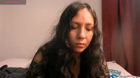  Naih Reyes online show from 07-15-26, 04:51