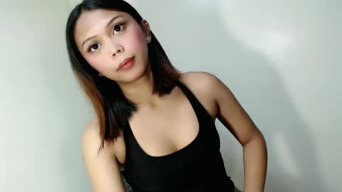 MISS LOVELY online show from 04-26-26, 11:19