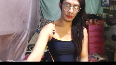Snapshot of goddesssonyaxxx chatting on 07-05-26, 06:09 KENNY DOLL online show from 07-05-26, 06:09
