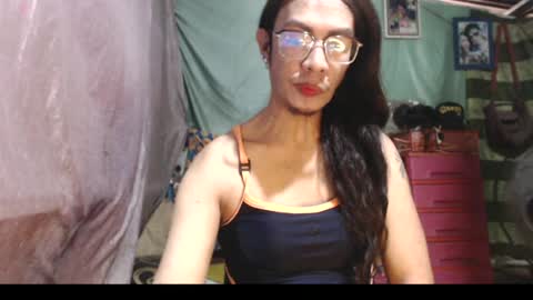 Snapshot of goddesssonyaxxx chatting on 07-08-26, 06:18 KENNY DOLL online show from 07-08-26, 06:18