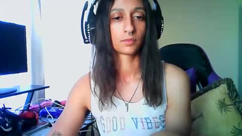 Snapshot of goddessvikkii chatting on 02-04-26, 09:20 goddessvikkii online show from 02-04-26, 09:20