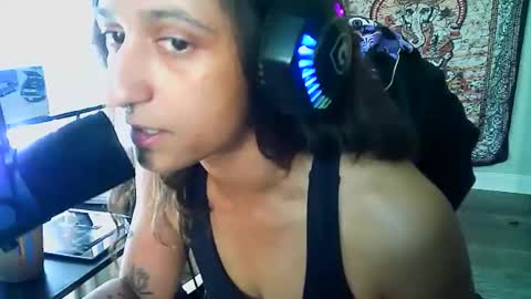 Snapshot of goddessvikkii chatting on 03-09-26, 05:06 goddessvikkii online show from 03-09-26, 05:06