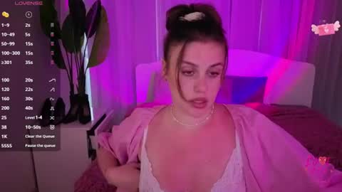 Snapshot of goga_li chatting on 06-21-26, 05:59 Lilya online show from 06-21-26, 05:59