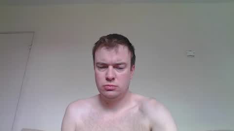 Snapshot of gogo12104 chatting on 04-04-26, 12:24 jme online show from 04-04-26, 12:24