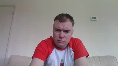 Snapshot of gogo12104 chatting on 04-06-26, 09:10 jme online show from 04-06-26, 09:10