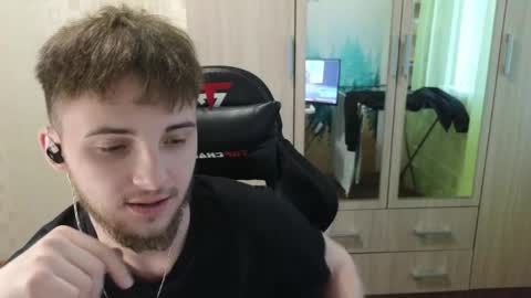 Golden boyyy21 online show from 04-21-26, 04:01