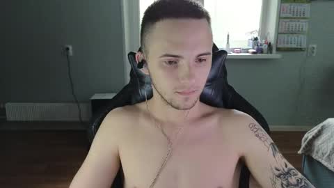 Golden boyyy21 online show from 05-25-26, 05:35
