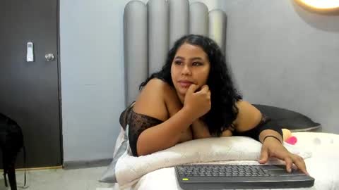 GoldenKiss  online show from 06-13-26, 08:34