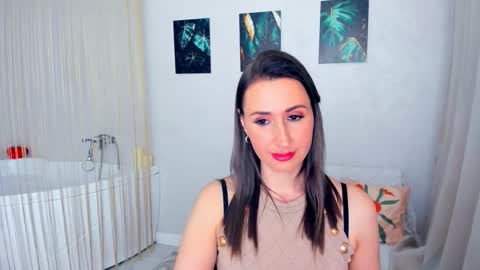 Olivia online show from 03-17-26, 03:33